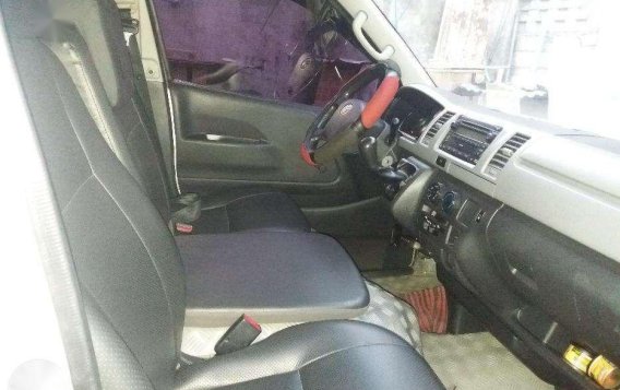 Toyota Hiace commuter 2012 FOR SALE-6