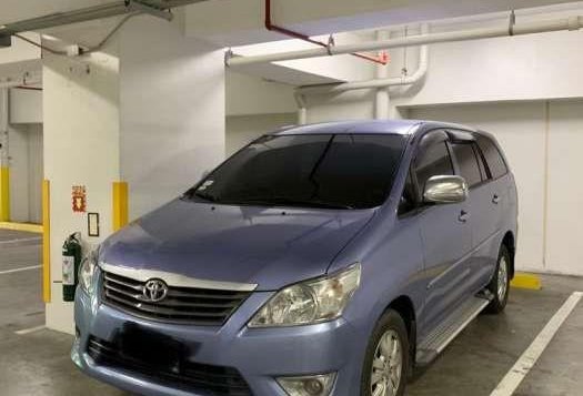 Toyota Innova E Diesel AT FOR SALE-5