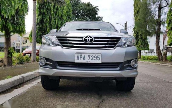 Toyota Fortuner 2015 Diesel Automatic Super Fresh