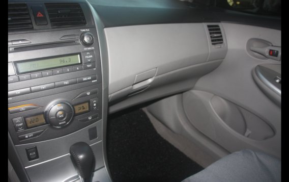 2011 Toyota Corolla Altis 1.6 E AT FOR SALE-11