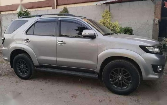 Toyota Fortuner 2015 MODEL 2.7G FOR SALE