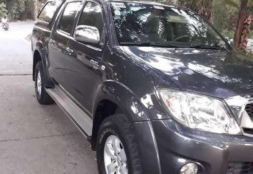 FOR SALE: Toyota Hilux 2.7G 2011-2