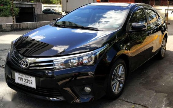 Toyota Corolla Altis 1.6 V 2016 model Automatic Transmission-2