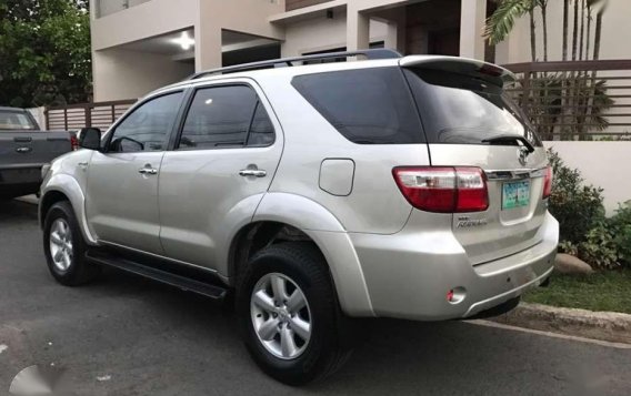 2009 Toyota Fortuner G AT GAS FOR SALE-2