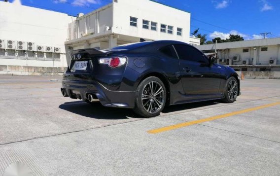 2016 Toyota 86 2.0 AT Gas TRD 12k km only!-2