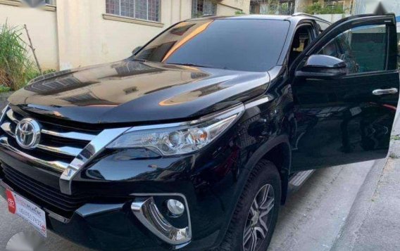 Toyota Fortuner G 2018 Black Automatic-1