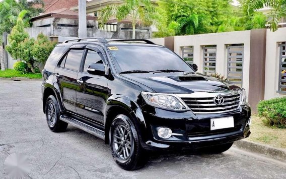 Toyota Fortuner diesel automatic 2015 for sale-6