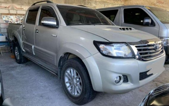 2014 Toyota Hilux 2.5G Gold Metallic FOR SALE-3