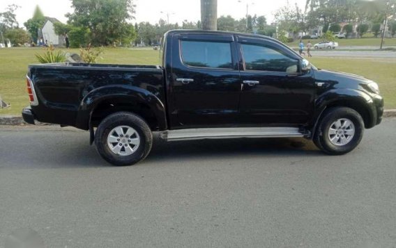 Toyota Hlilux 4x3 G 2009 for sale-8
