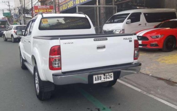 2014 Toyota Hilux G 4x4 Matic Diesel TVDVD -1