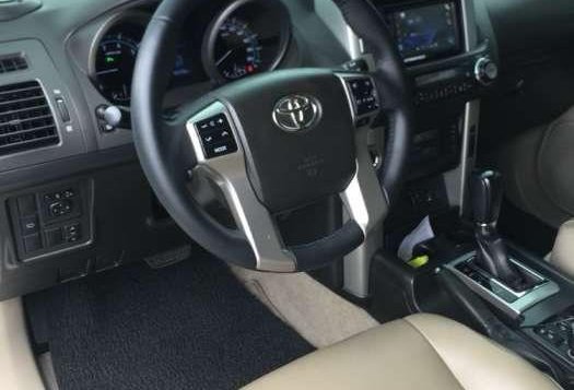 2011 Toyota Land Cruiser Prado VX for sale -2