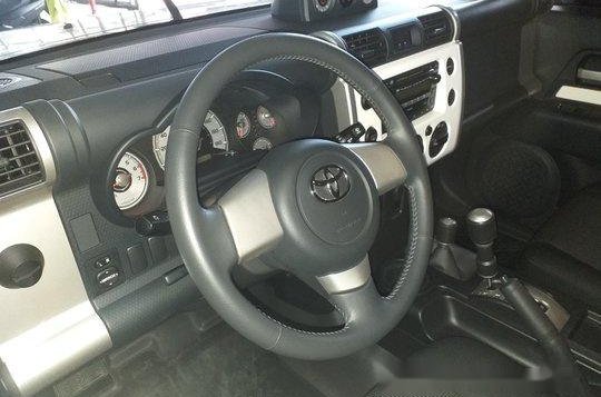 Toyota FJ Cruiser 2014 for sale-7