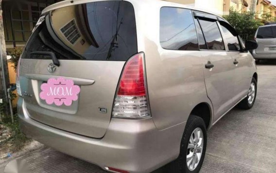 2011 Toyota Innova E for sale -5