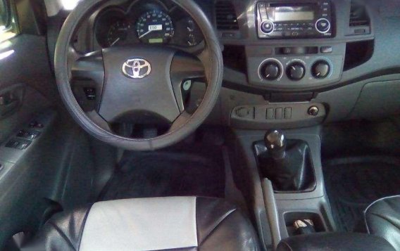 Toyota Hilux 2013 E 4x2 for sale-4