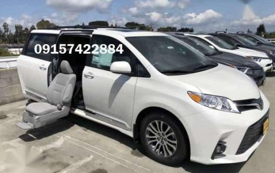 2019 Toyota Sienna Premium limited PWD for sale-1