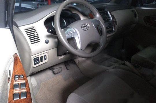 Toyota Innova 2013 for sale-5