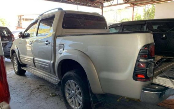 2014 Toyota Hilux 2.5G Gold Metallic FOR SALE-2