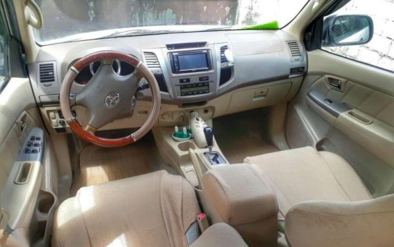 Toyota Fortuner g 2008 diesel FOR SALE-9