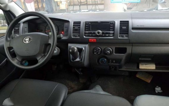 2017 Toyota Hiace Commuter 3.0L for sale-9