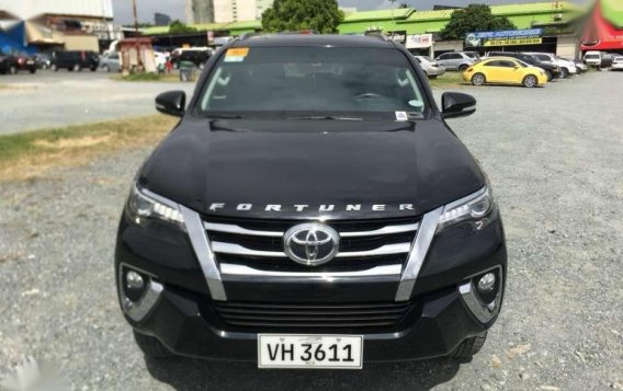 2017 Toyota Fortuner V jackani FOR SALE-1