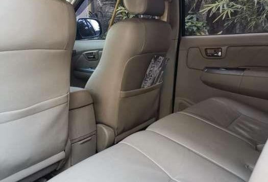 Toyota Fortuner 2009 G AT D4D FOR SALE-6