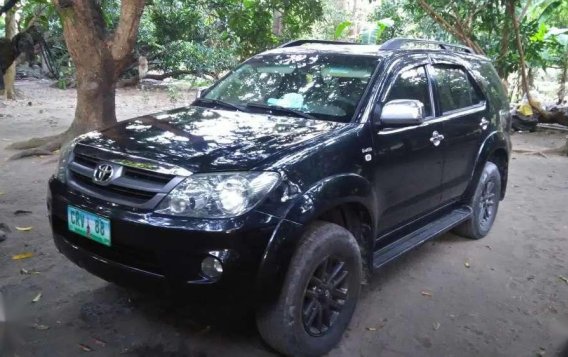 TOYOTA Fortuner G diesel FOR SALE-1