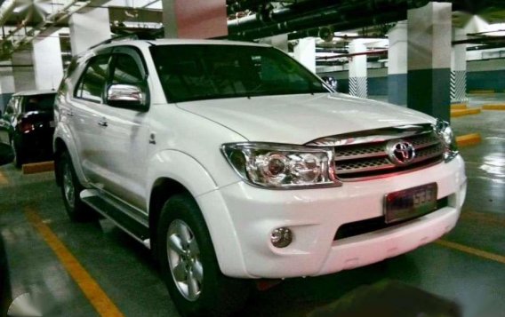 Toyota Fortuner G 2010 AT for sale-1