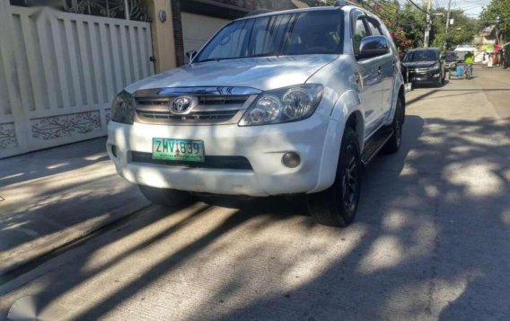 Toyota Fortuner g 2008 diesel FOR SALE-4