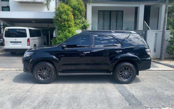 2015 Toyota Fortuner 2.5V AT Diesel 4x2-3