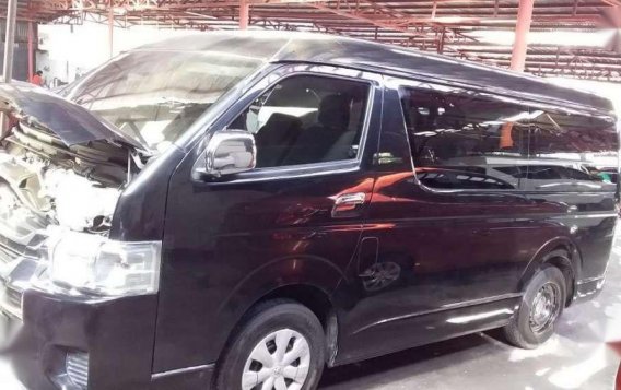 2017 Toyota Hiace GL Grandia 2.5 Manual Black -1