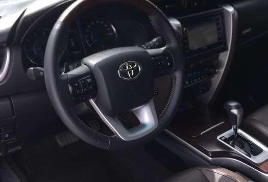 2017 Toyota Fortuner V jackani FOR SALE-2