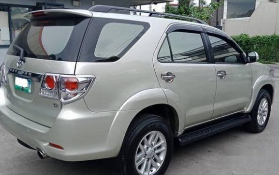 Toyota Fortuner 2013 G AT for sale-3