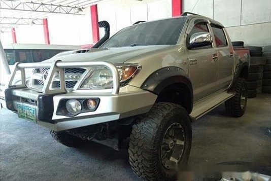 Toyota Hilux .2005 G AT for sale-2