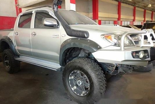 Toyota Hilux .2005 G AT for sale-3