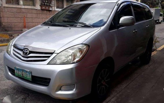 Toyota Innova 2009 for sale-1