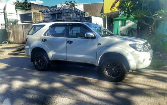 Toyota Fortuner g 2008 diesel FOR SALE-8