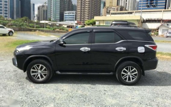 2017 Toyota Fortuner V jackani FOR SALE-3