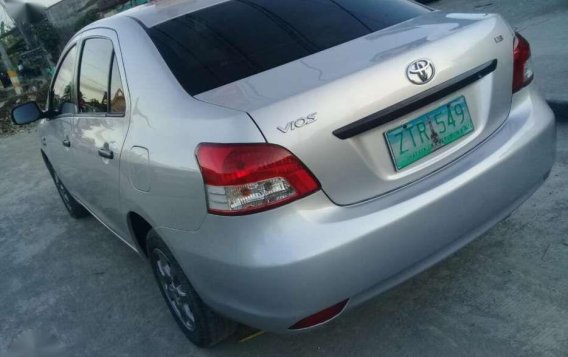 SELLING Toyota Vios j 2009-1