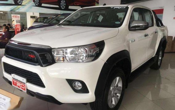 NEW TOYOTA HILUX 4X2 E M/T 2019