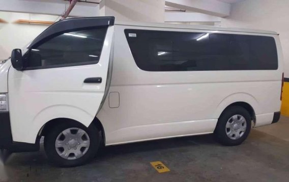 2017 Toyota Hiace Commuter Diesel for sale -4