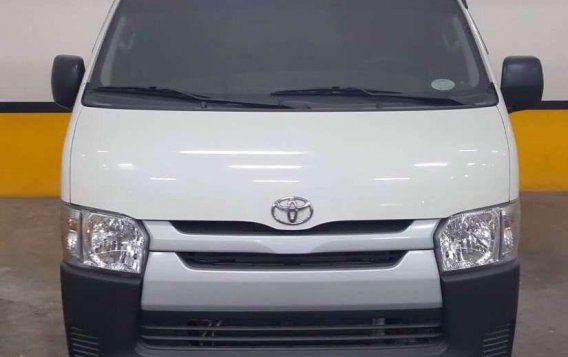 2017 Toyota Hiace Commuter Diesel for sale 