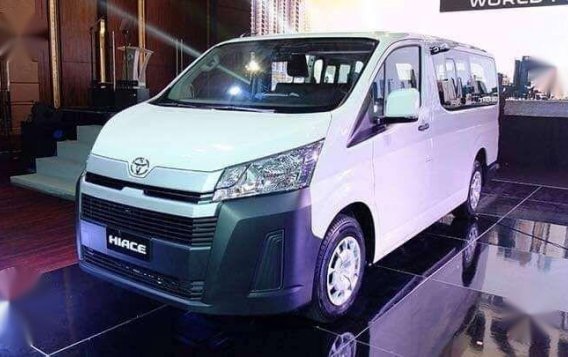 The all new Toyota Hiace commuter deluxe 2019-1