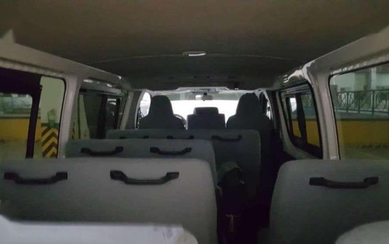 2017 Toyota Hiace Commuter Diesel for sale -6