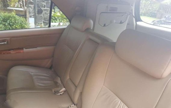 2011 Toyota Fortuner 2.7G Gas for sale-1