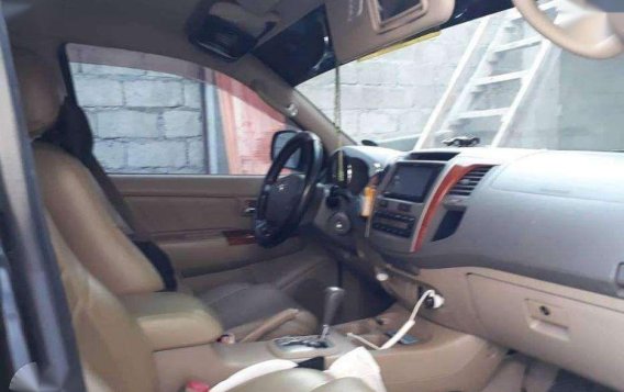 TOYOTA Fortuner G 2010 FOR SALE-2