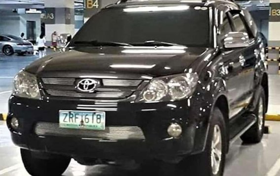 2009 Toyota Fortuner G AT for sale-1