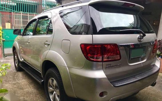 2006 Toyota Fortuner G Automatic GAS-8