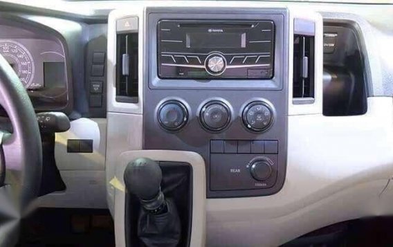The all new Toyota Hiace commuter deluxe 2019-10