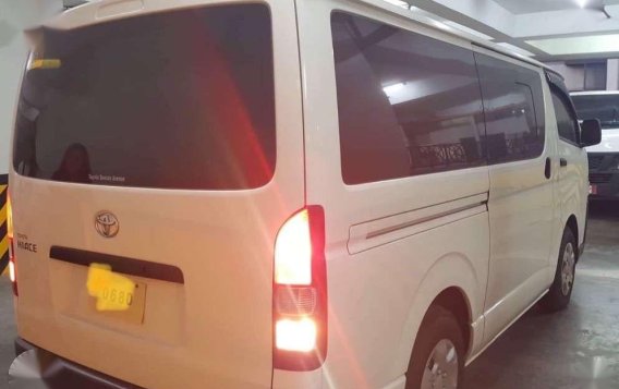 2017 Toyota Hiace Commuter Diesel for sale -9