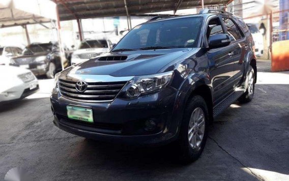 2013 Toyota Fortuner 2.5 MT 12kms only!